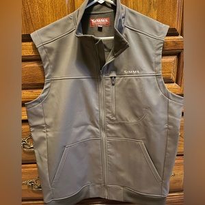 Simms XL outdoor vest
